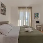 Blu 2B At Home